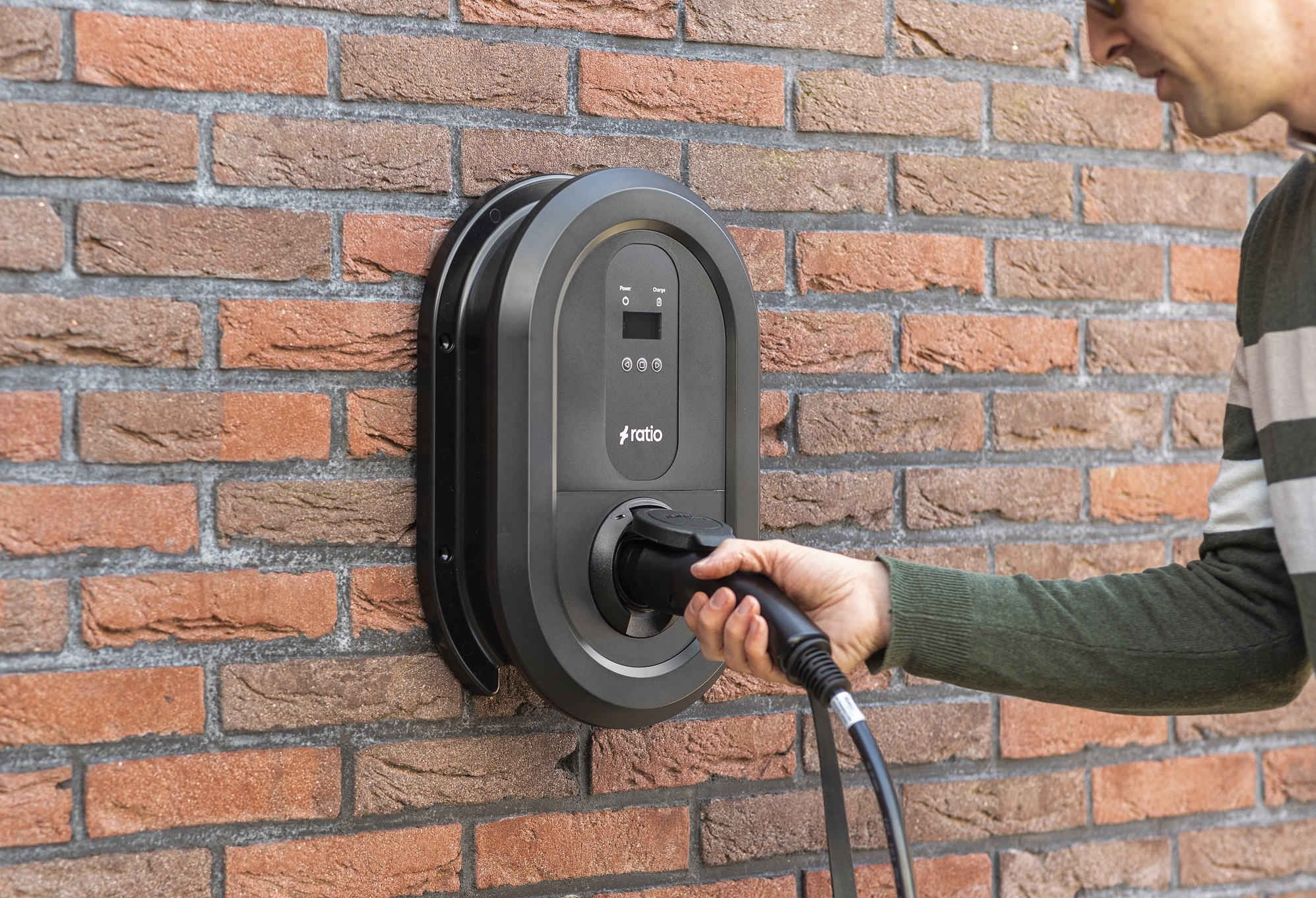 Ratio Voor Installateurs Van Laadpalen Walstroom En PDU Ratio Voor Installateurs Van Laadpalen Walstroom En PDU