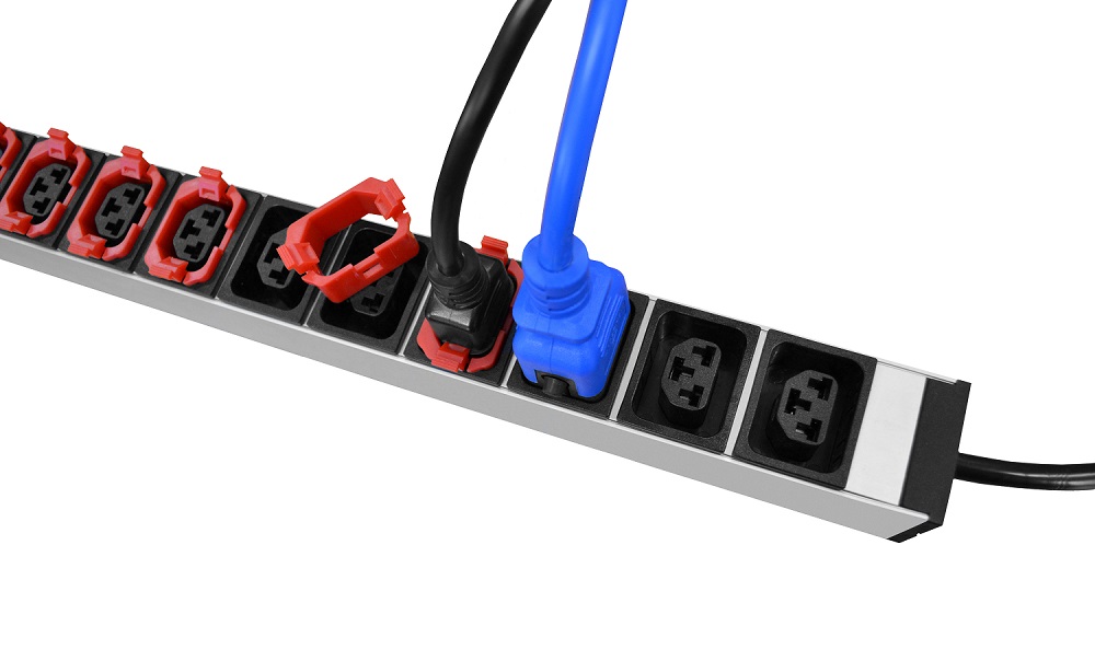 PLA435-11-IEX PDU Basis Enkel fase Basis PDU met Schuko en/of C13 en/of C19 outlets